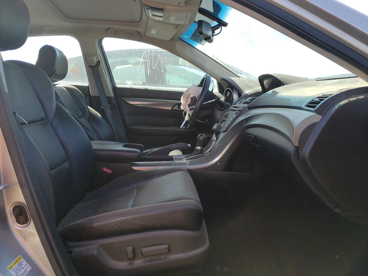 Photo 5 from auction – 2009 ACURA TL with VIN 19UUA86569A021704