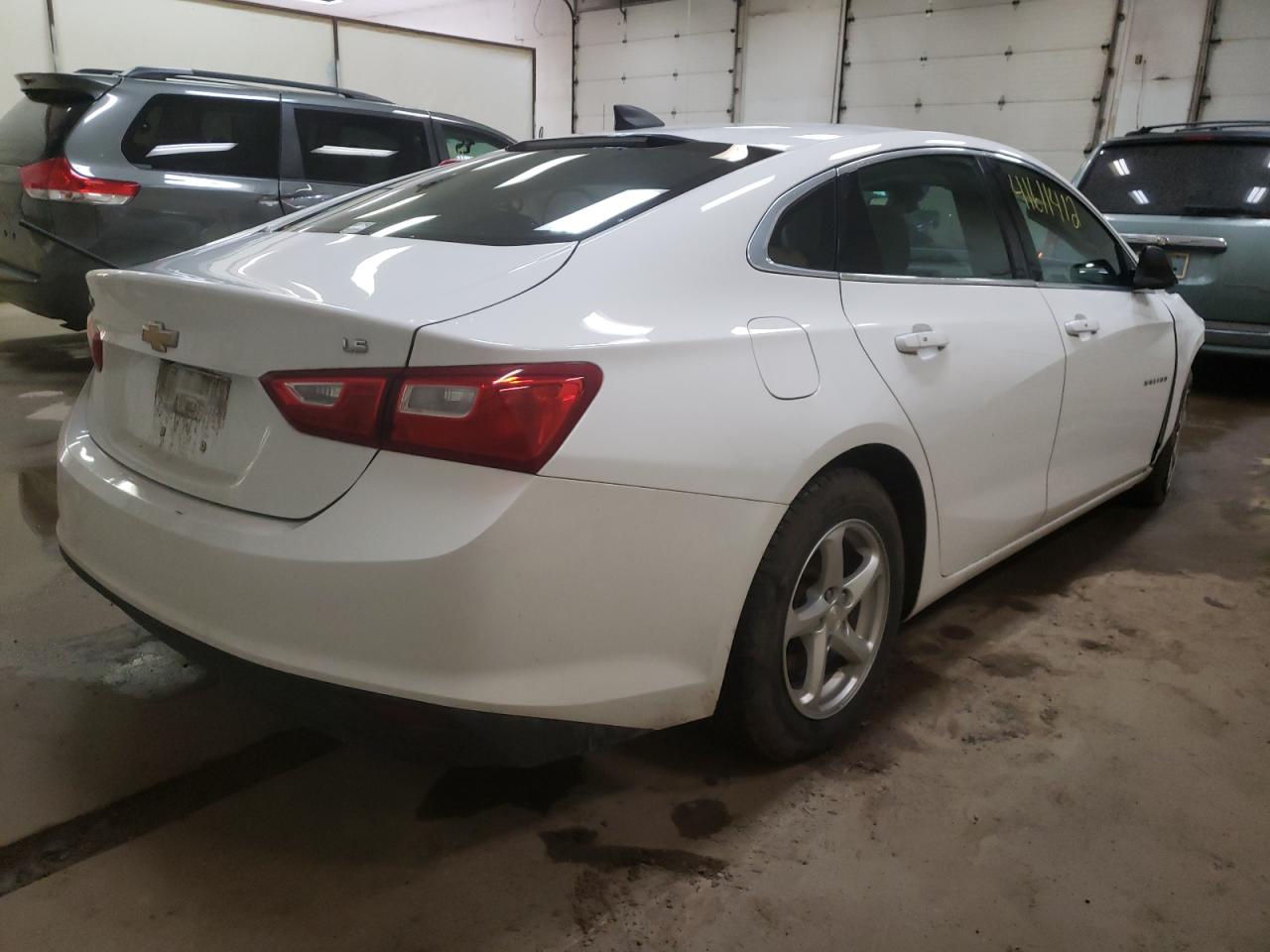 Photo 4 from auction – 2016 CHEVROLET MALIBU LS with VIN 1G1ZB5ST2GF260745