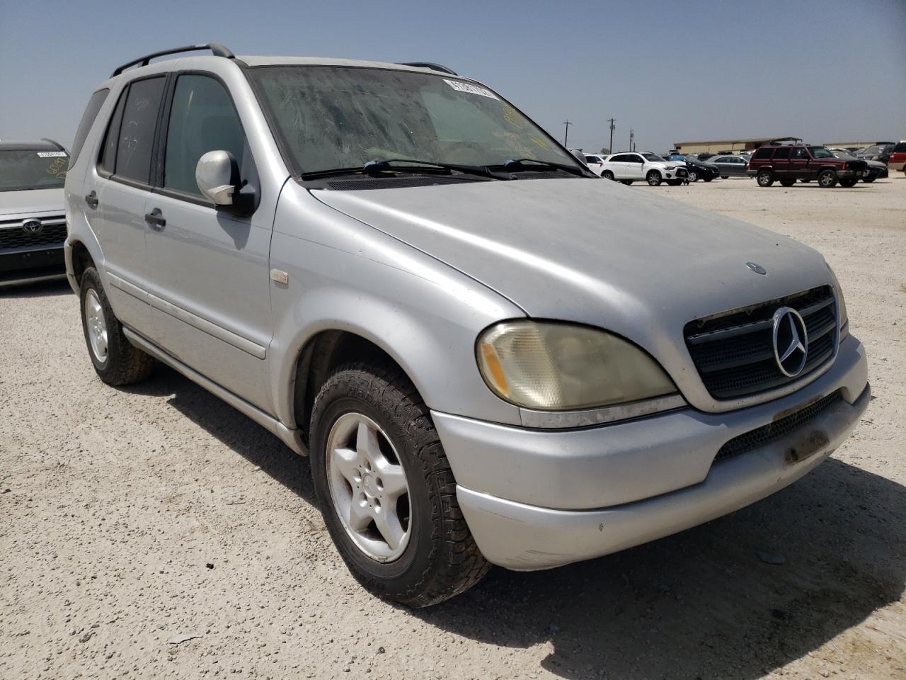 Photo 1 from auction – 2001 MERCEDES-BENZ ML 320 with VIN 4JGAB54E11A270072