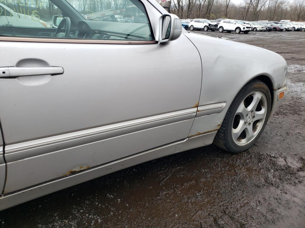 Photo 9 from auction – 2002 MERCEDES-BENZ E 320 4MAT with VIN WDBJF82J22X069644