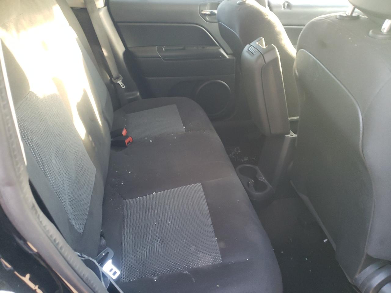 Photo 6 from auction – 2016 JEEP PATRIOT SP with VIN 1C4NJPBB3GD561872