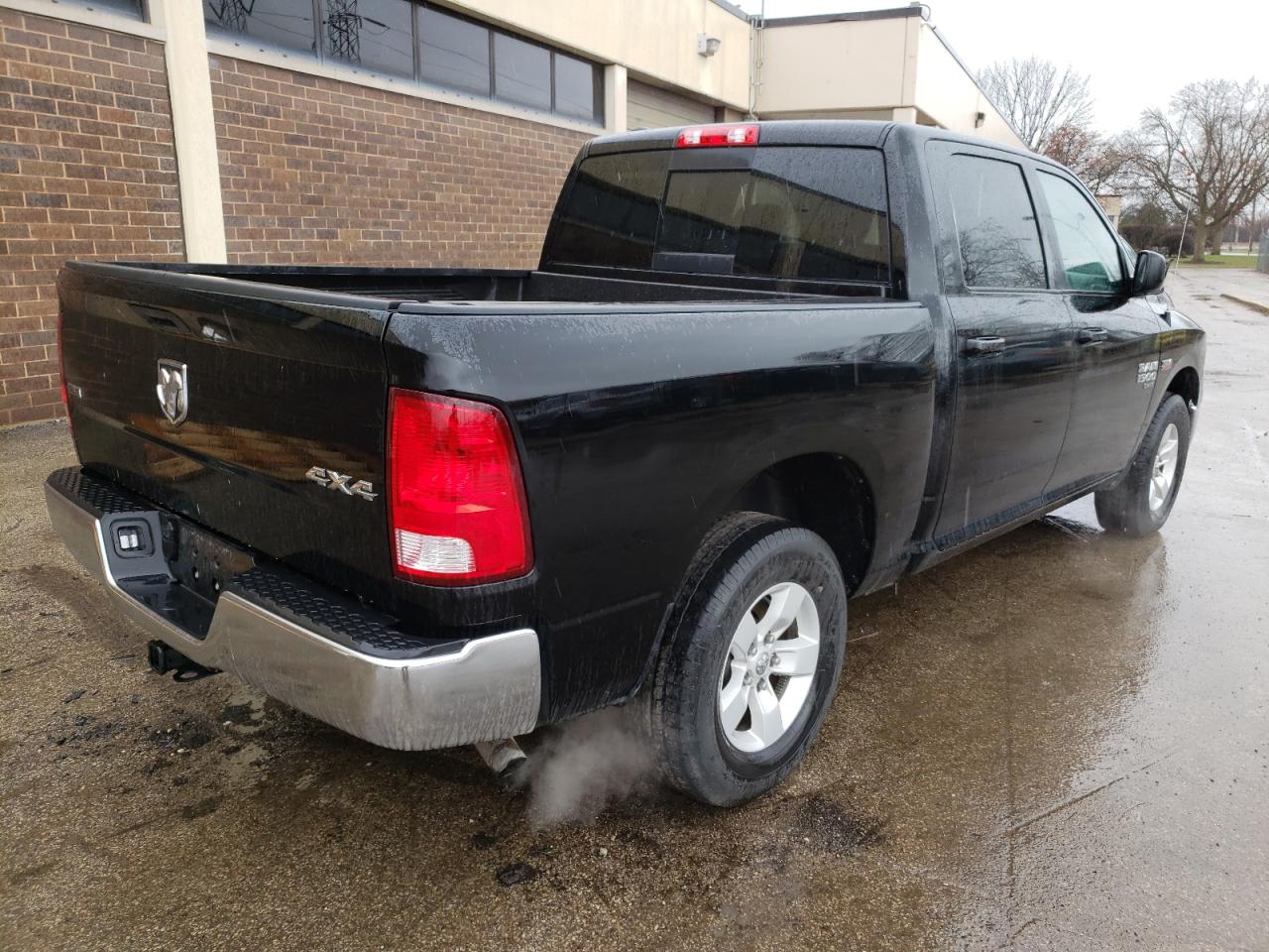 Photo 4 from auction – 2019 RAM 1500 CLASS with VIN 1C6RR7LT3KS606001