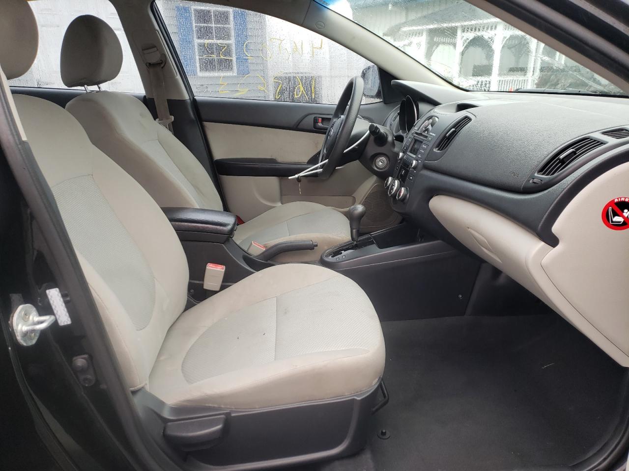 Photo 5 from auction – 2010 KIA FORTE EX with VIN KNAFU4A29A5097013
