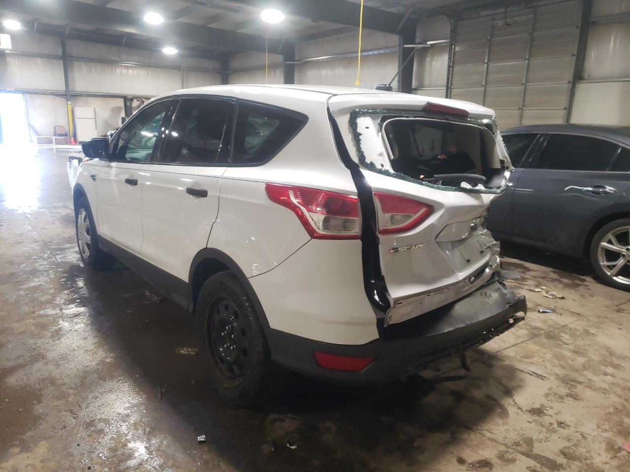 Photo 3 from auction – 2014 FORD ESCAPE S with VIN 1FMCU0F76EUB21326