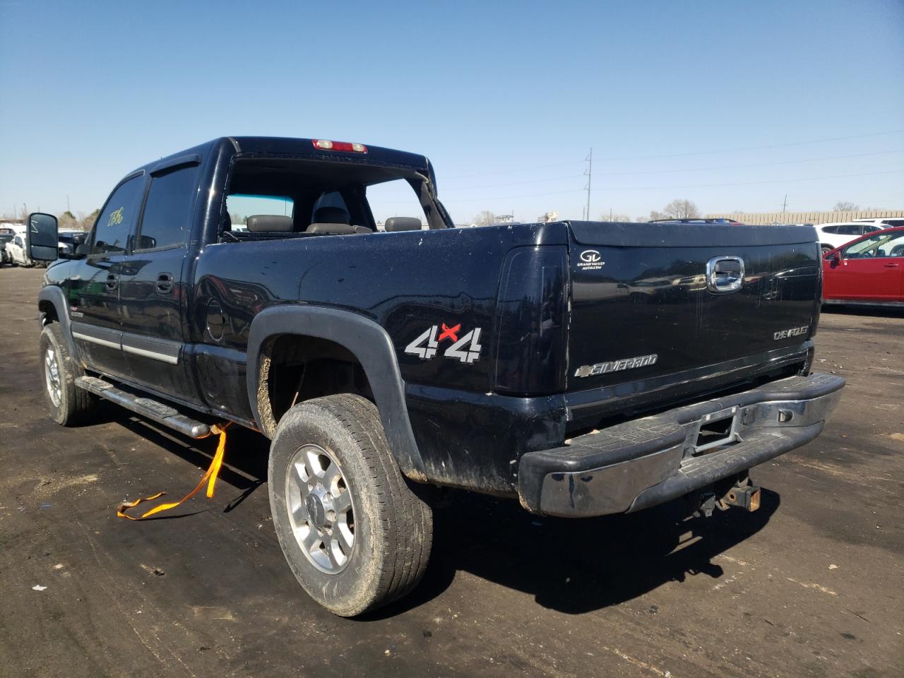 Photo 3 from auction – 2004 CHEVROLET SILVERADO with VIN 1GCHK231X4F142825