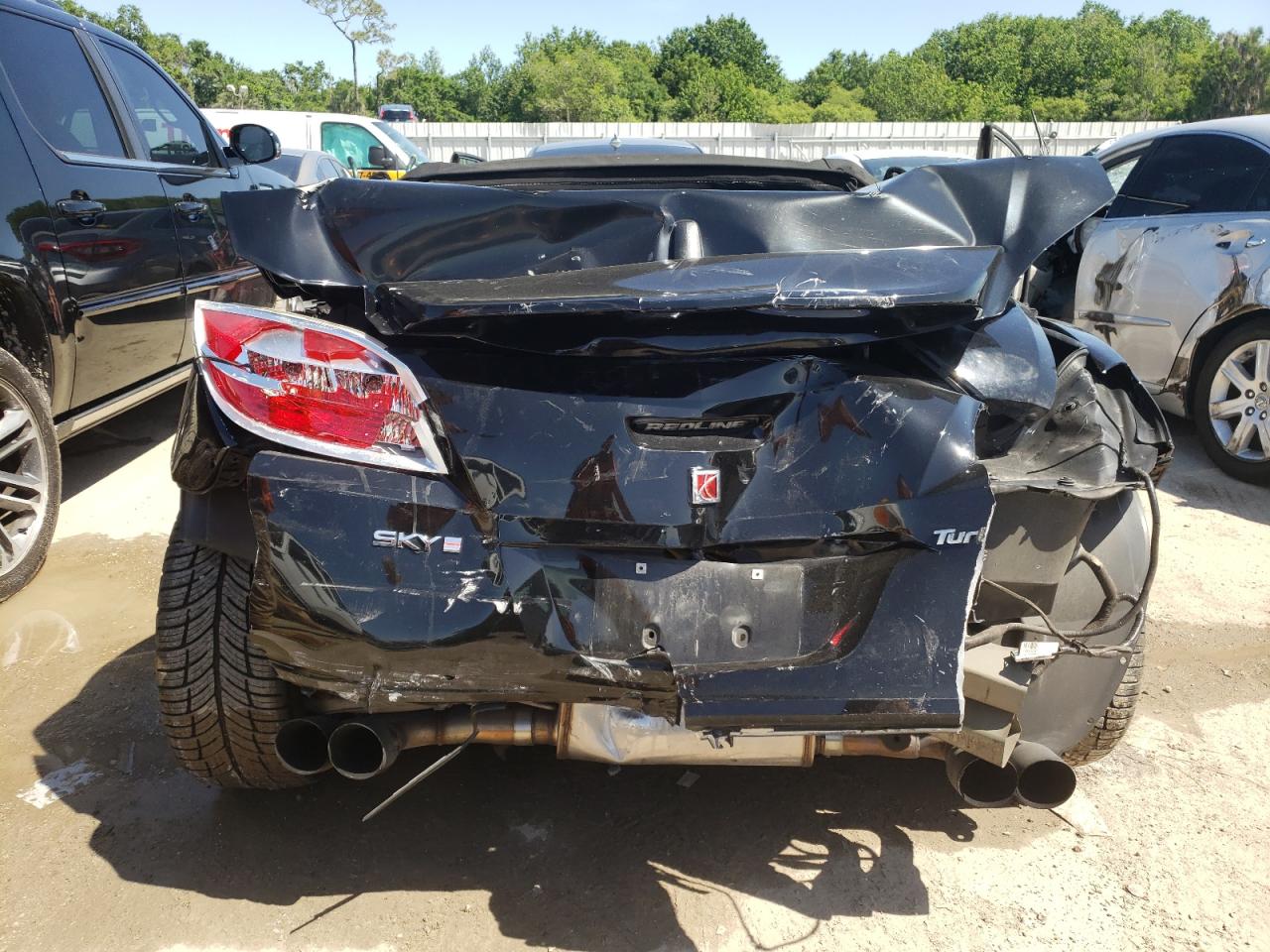 Photo 9 from auction – 2008 SATURN SKY REDLIN with VIN 1G8MF35X58Y118947