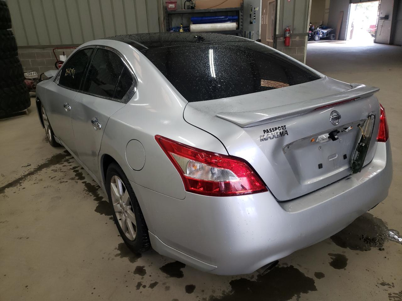 Photo 3 from auction – 2010 NISSAN MAXIMA S with VIN 1N4AA5AP4AC827595