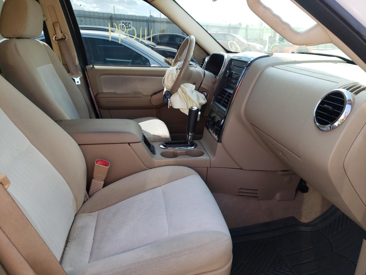 Photo 5 from auction – 2008 FORD EXPLORER X with VIN 1FMEU63EX8UA71307