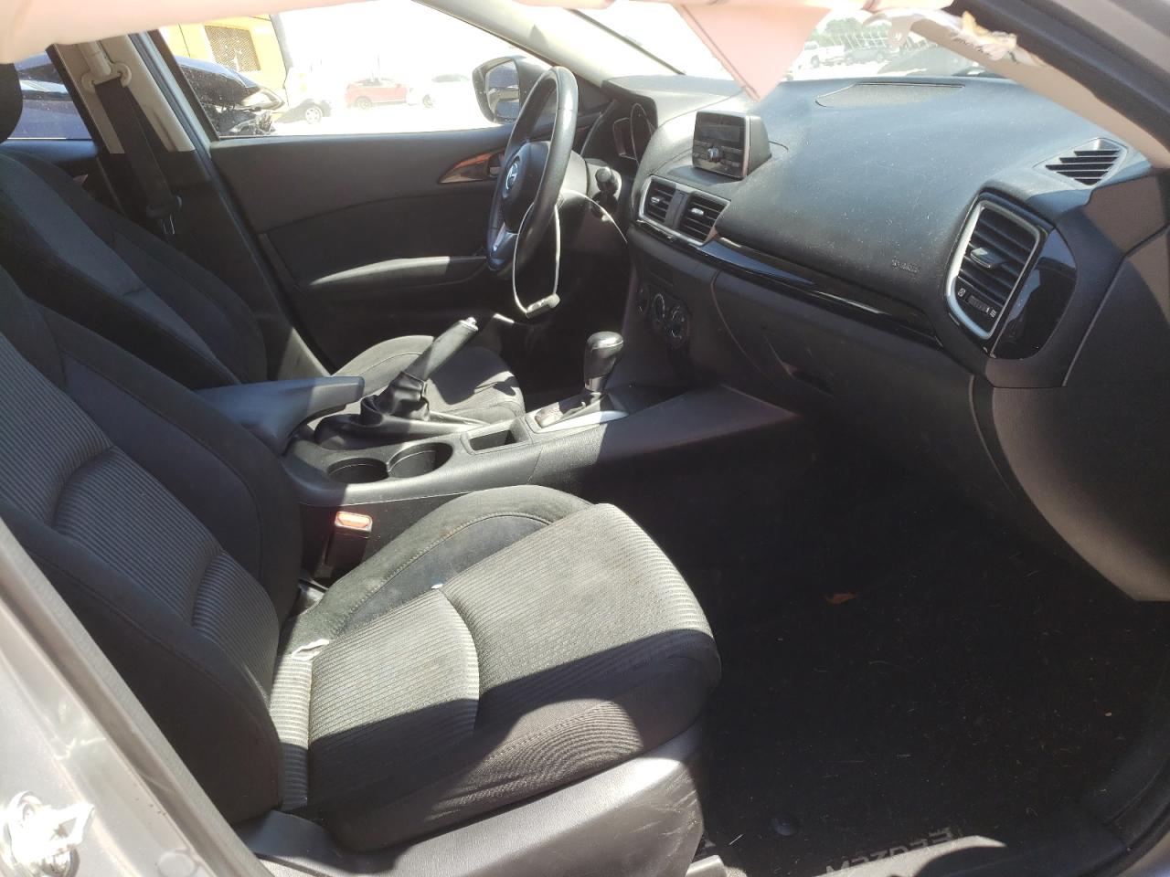 Photo 5 from auction – 2014 MAZDA 3 TOURING with VIN JM1BM1L76E1101153