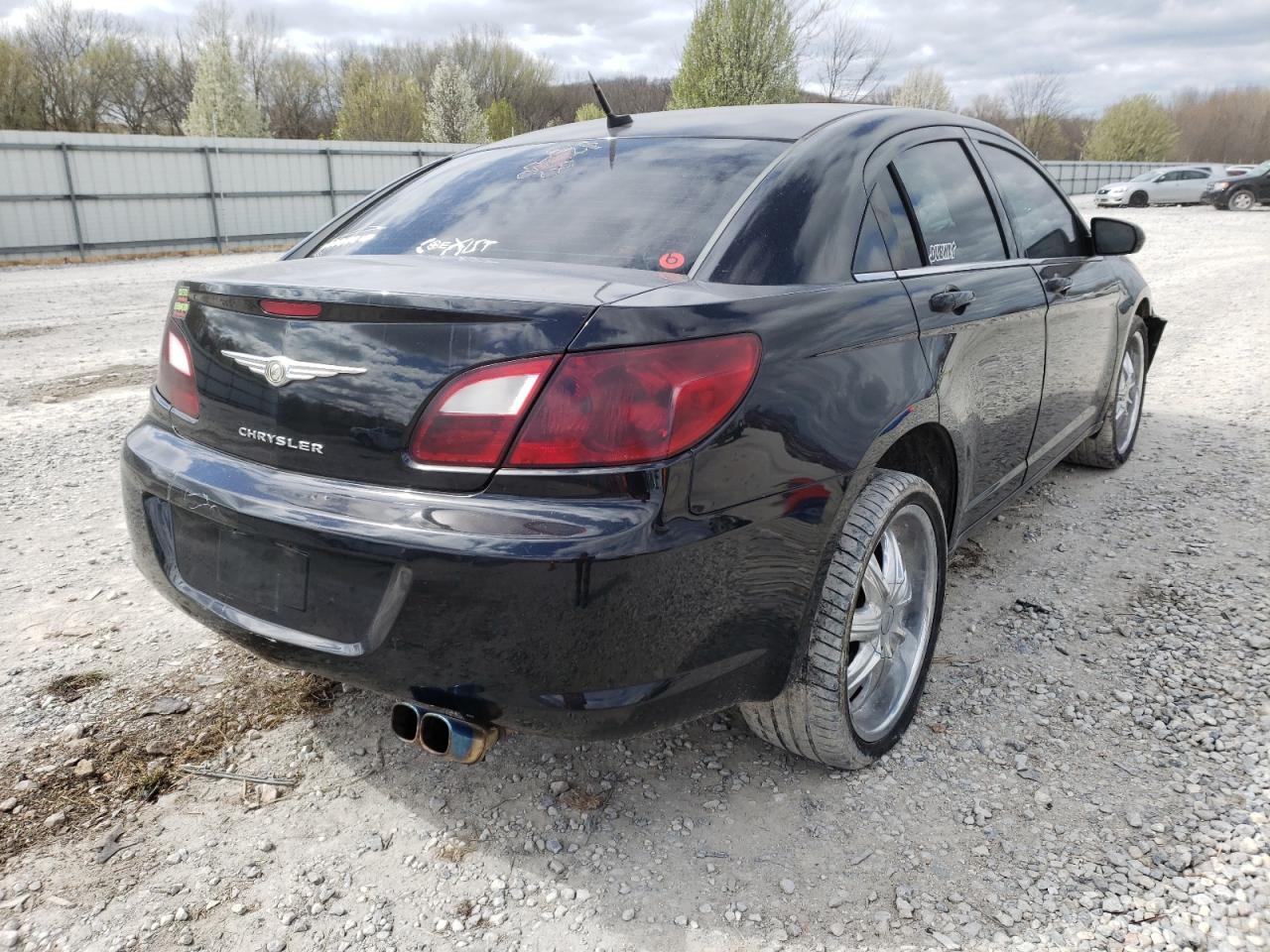 Photo 4 from auction – 2010 CHRYSLER SEBRING LI with VIN 1C3CC5FBXAN219020