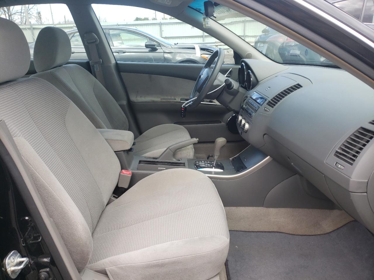 Photo 5 from auction – 2006 NISSAN ALTIMA S with VIN 1N4AL11D56C196887