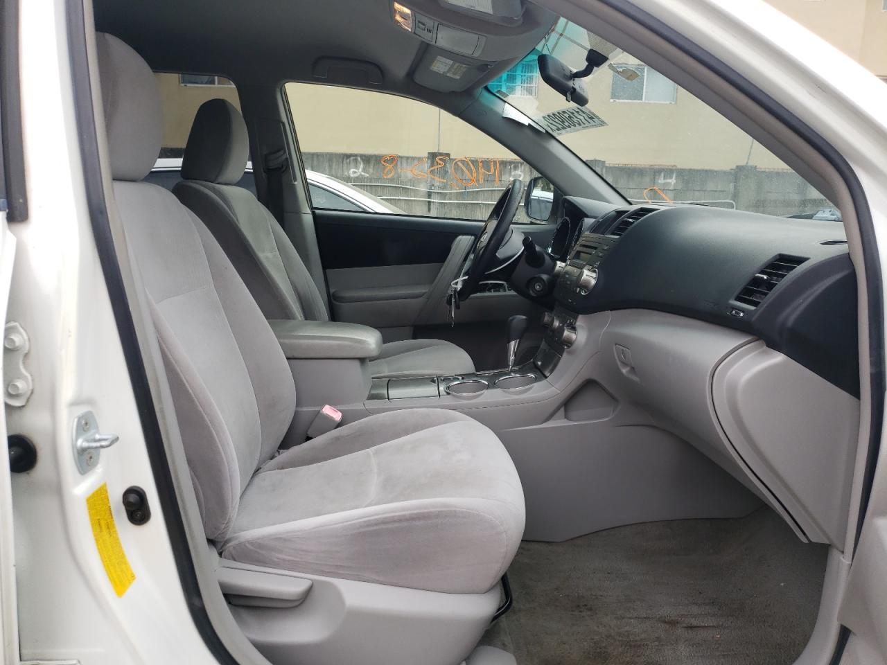 Photo 5 from auction – 2008 TOYOTA HIGHLANDER with VIN JTEDS41A182063629