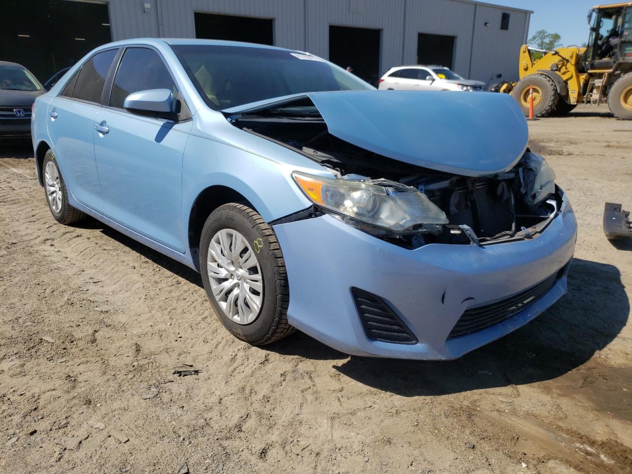 Zdjęcie 1 z aukcji – 2012 TOYOTA CAMRY BASE z VIN 4T1BF1FK0CU636111