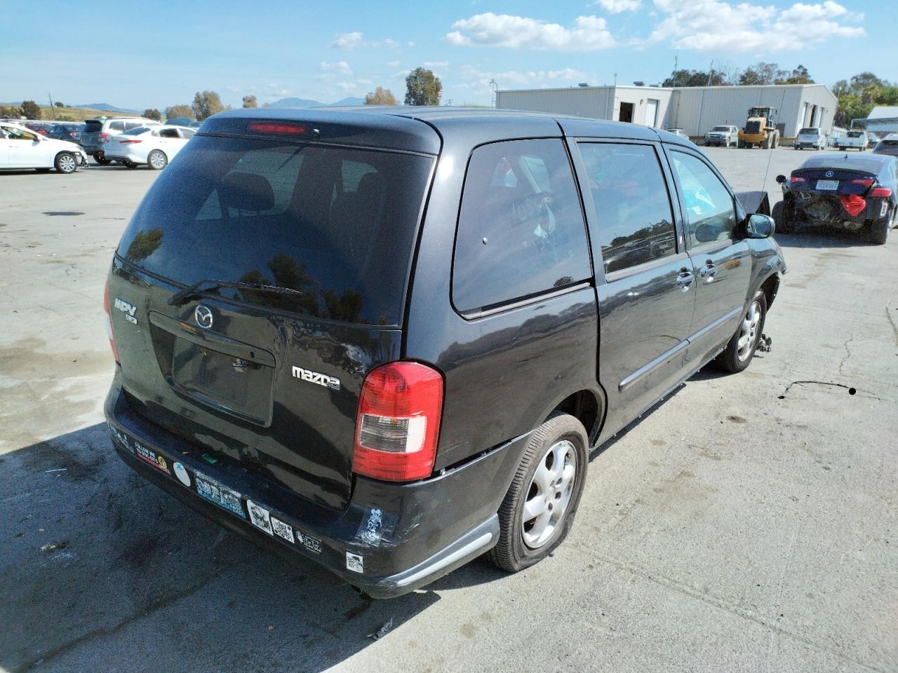 Photo 4 from auction – 2000 MAZDA MPV WAGON with VIN JM3LW28G2Y0110351
