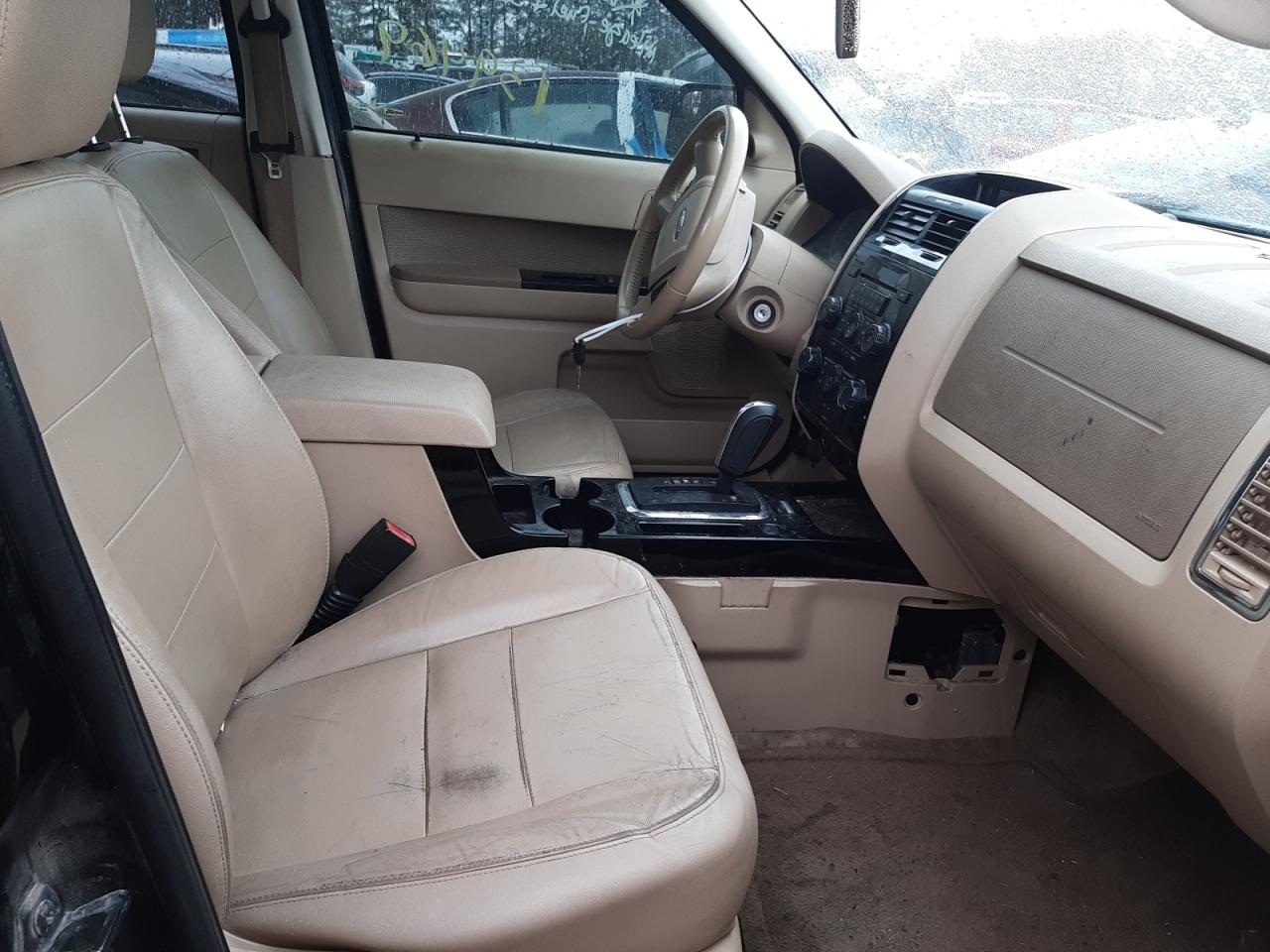 Photo 5 from auction – 2012 FORD ESCAPE LIM with VIN 1FMCU0EGXCKA71671
