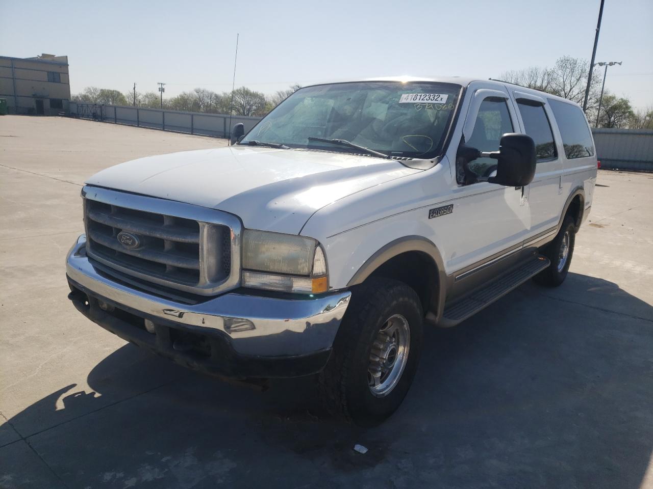Photo 2 from auction – 2002 FORD EXCURSION with VIN 1FMSU43F92EB79080