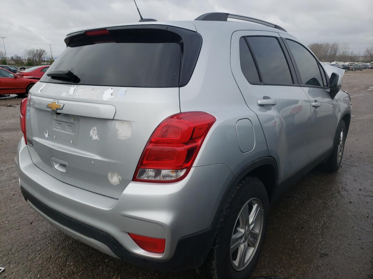 Photo 4 from auction – 2021 CHEVROLET TRAX 1LT with VIN KL7CJLSB4MB305258