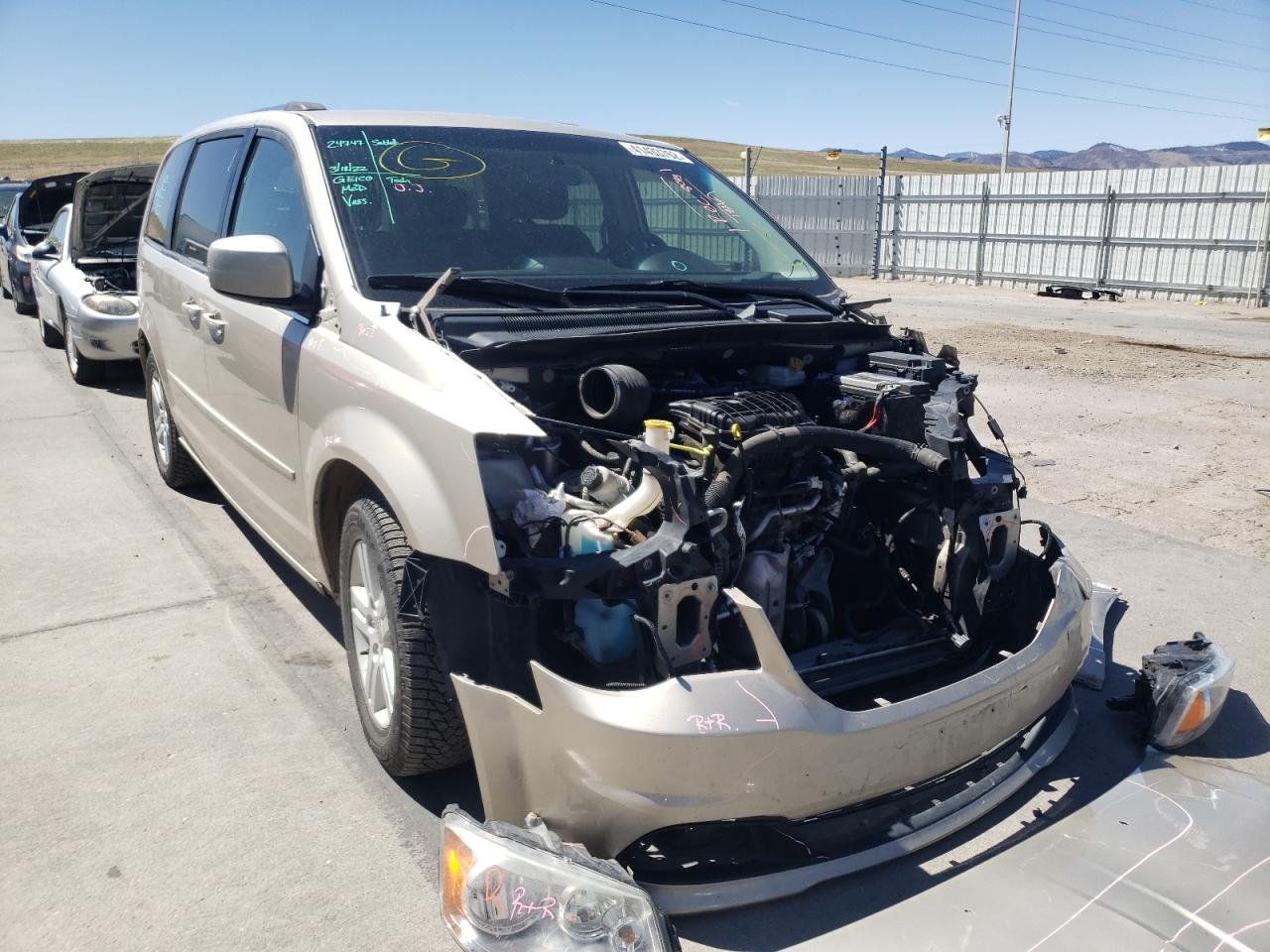 DODGE GRAND CARA 2012 with VIN 2C4RDGDG7CR399818 - Photo from auction