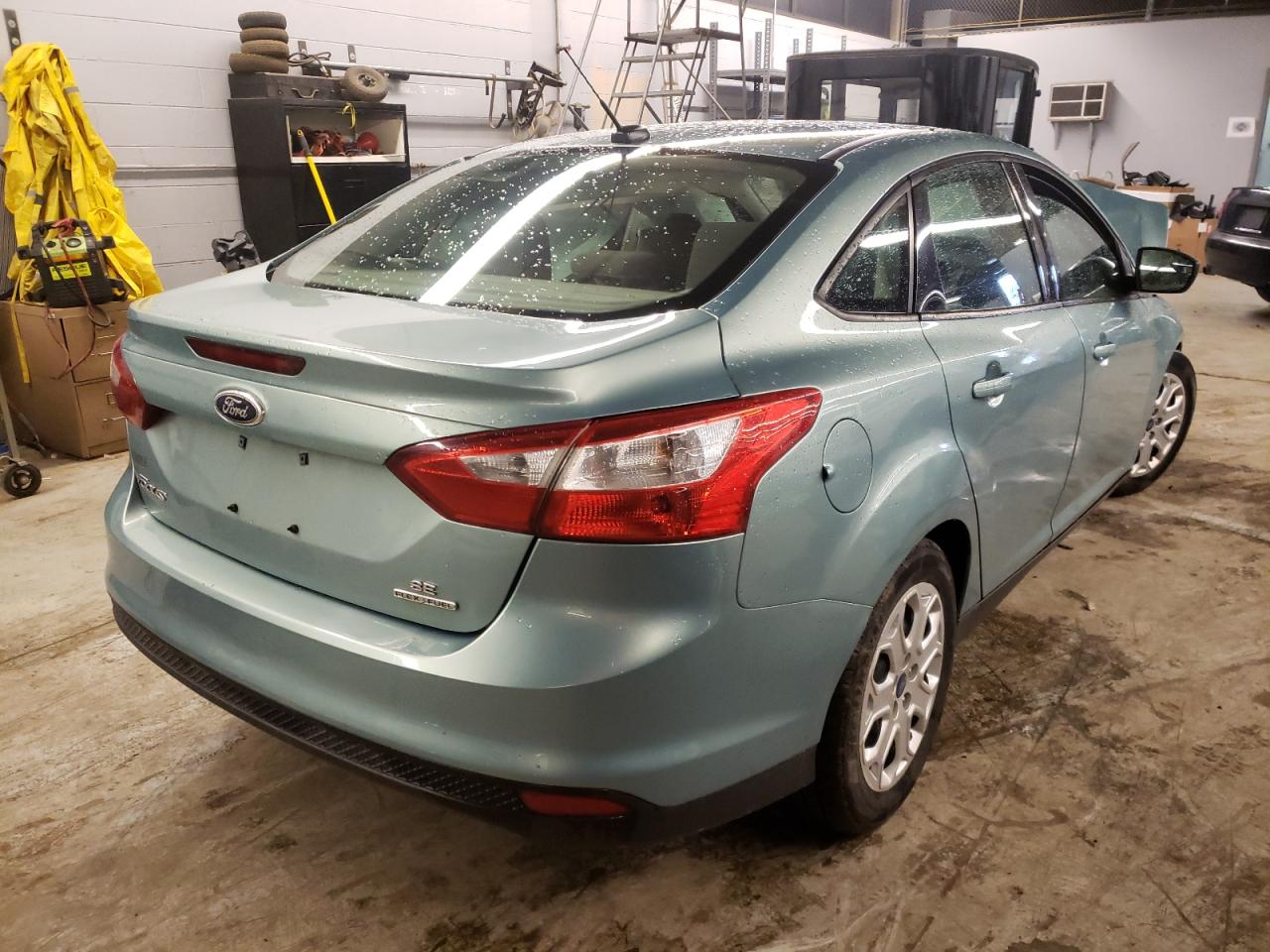 Photo 4 from auction – 2012 FORD FOCUS SE with VIN 1FAHP3F24CL450705