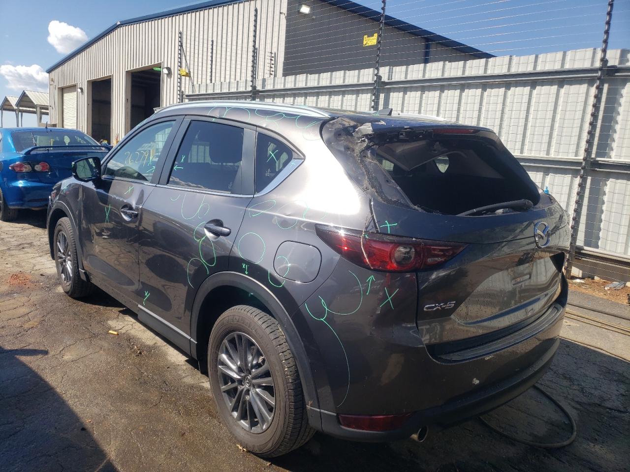 Photo 3 from auction – 2019 MAZDA CX-5 TOURI with VIN JM3KFACM8K1648900