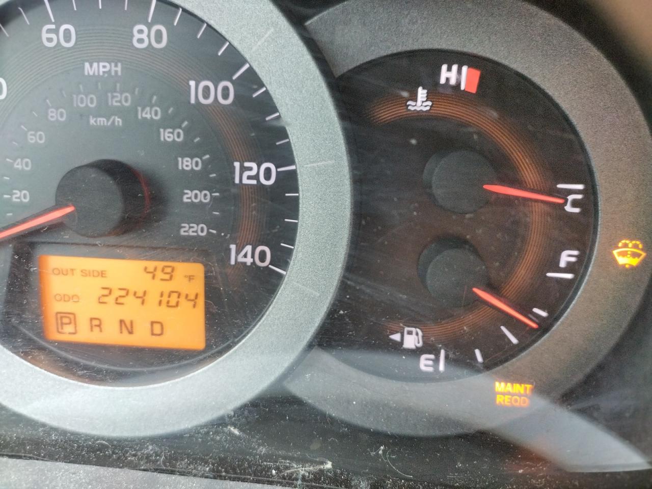 Photo 8 from auction – 2006 TOYOTA RAV4 with VIN JTMZD33V266005145
