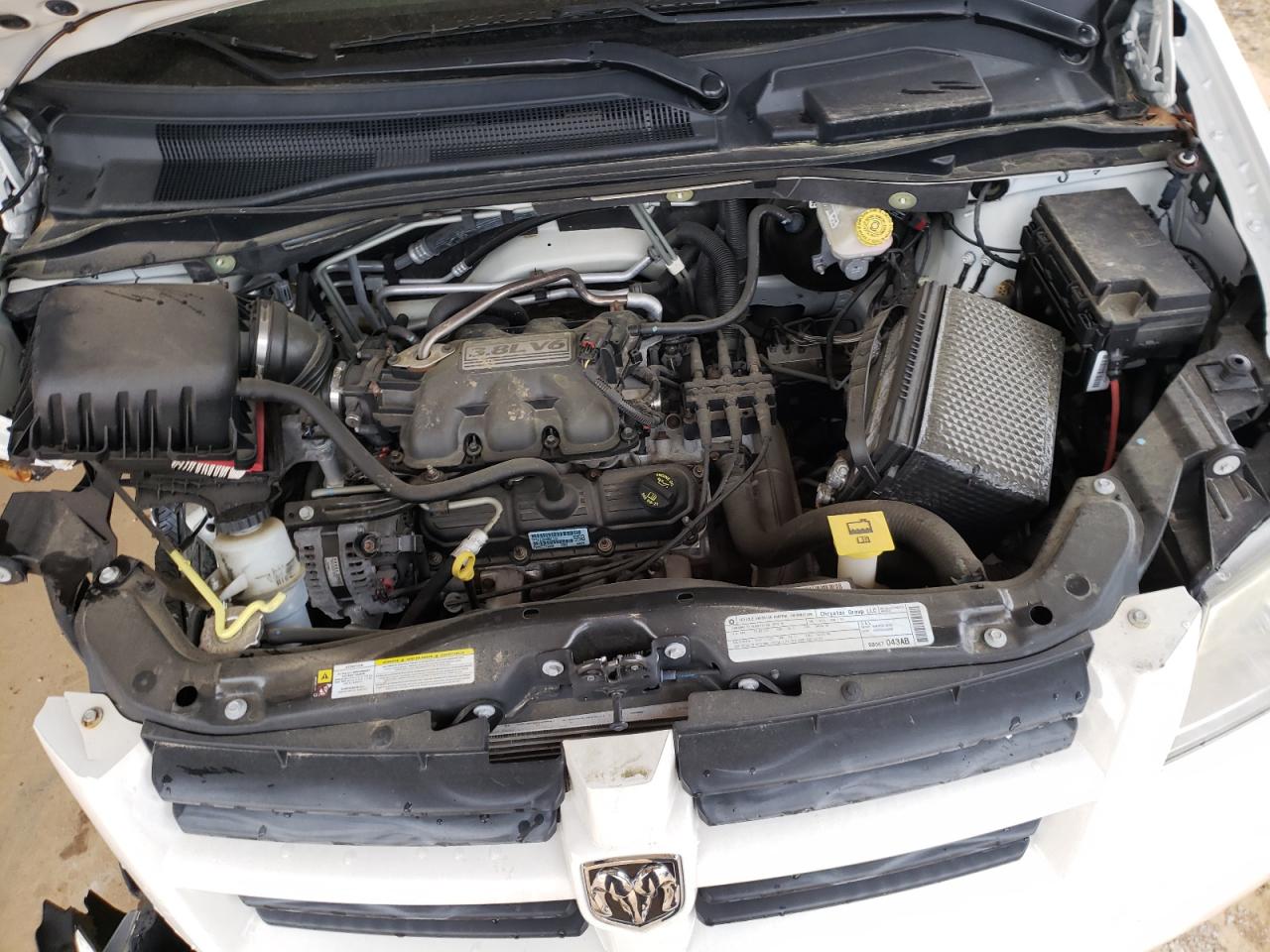 Photo 7 from auction – 2010 DODGE GRAND CARA with VIN 2D4RN3D19AR401747