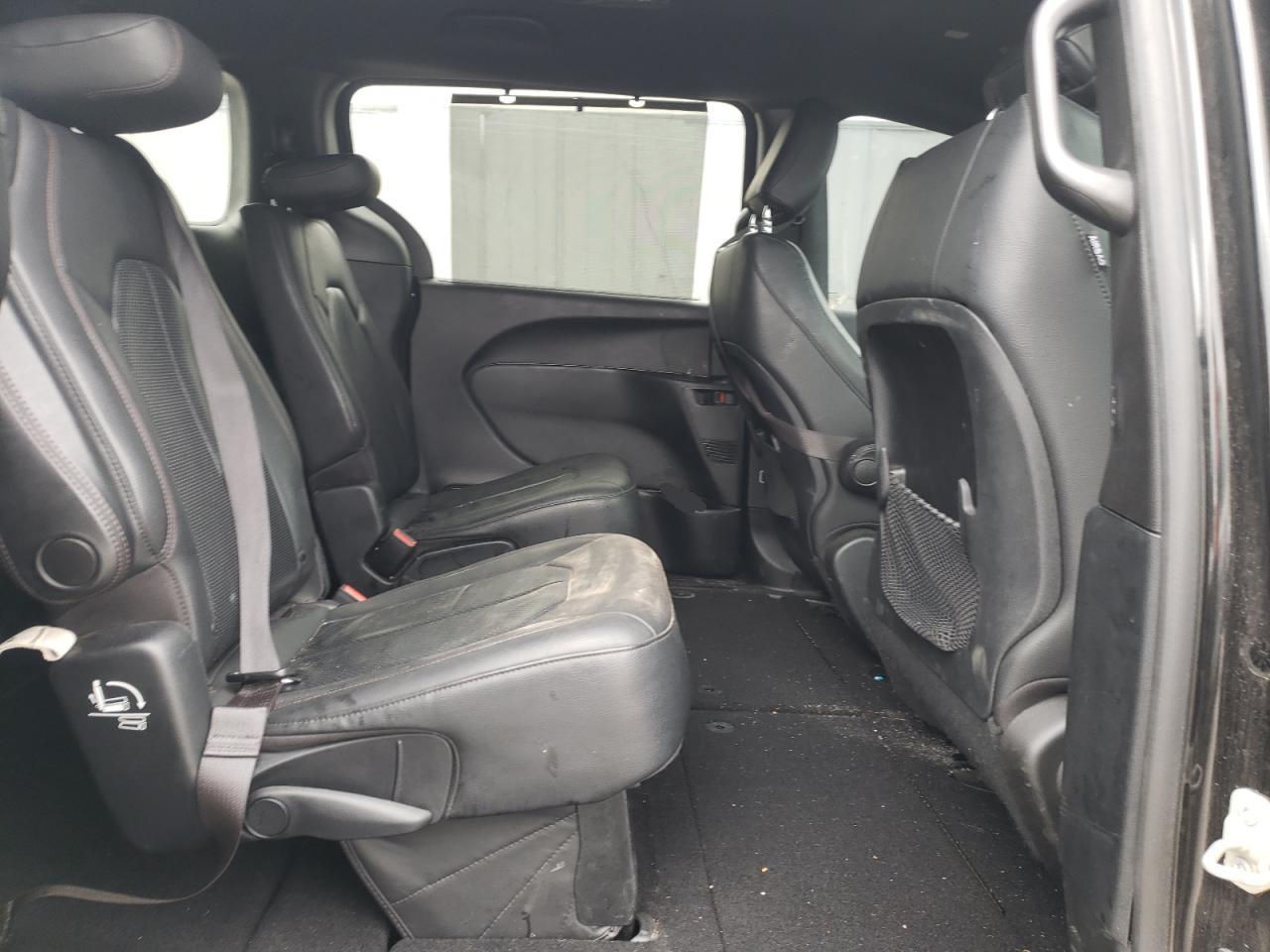 Photo 6 from auction – 2020 CHRYSLER PACIFICA T with VIN 2C4RC1BG6LR100970