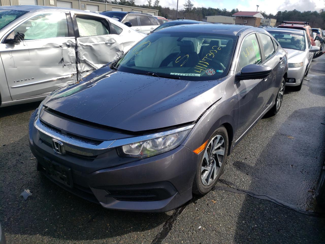 Photo 2 from auction – 2017 HONDA CIVIC EX with VIN 19XFC2F73HE205025