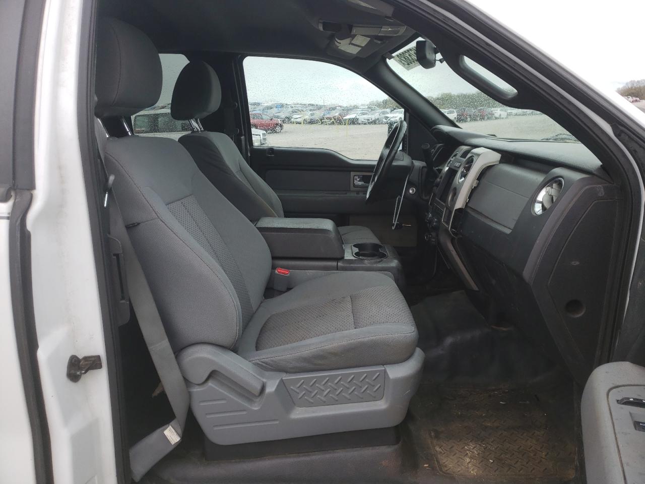 Photo 5 from auction – 2011 FORD F150 SUPER with VIN 1FTFX1ET7BKD72408