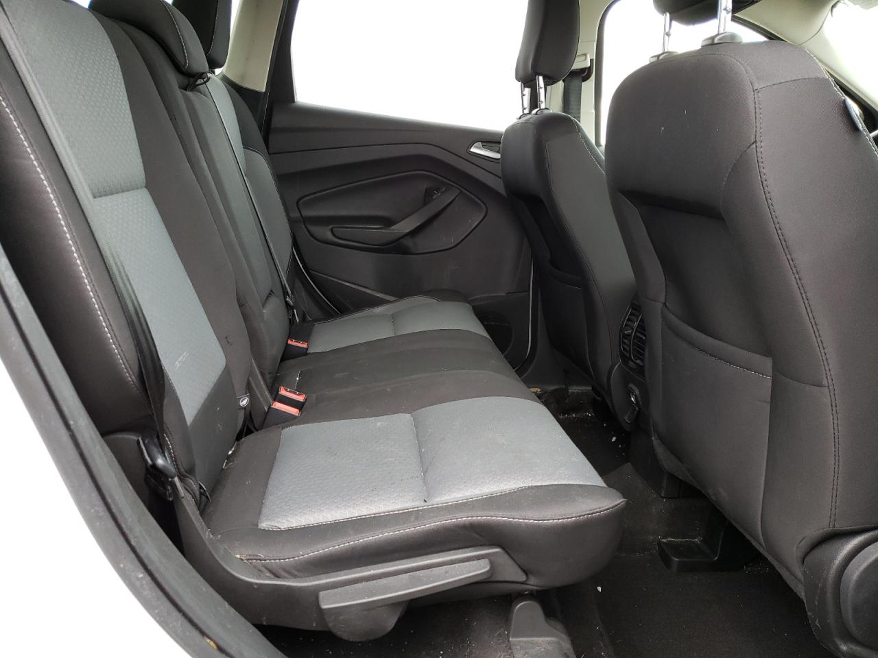Photo 6 from auction – 2018 FORD ESCAPE SE with VIN 1FMCU0GD1JUC90684
