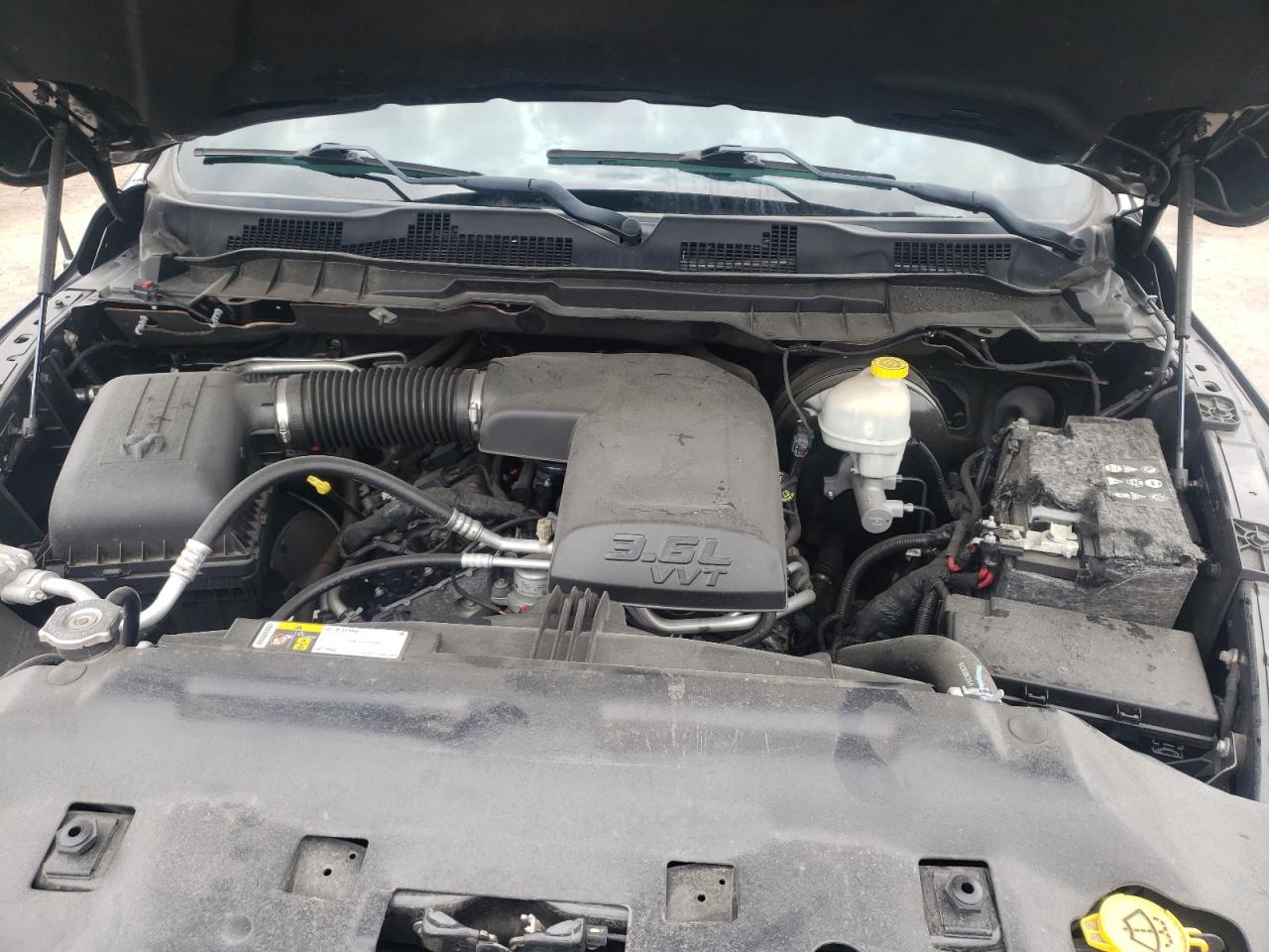 Photo 7 from auction – 2016 RAM 1500 ST with VIN 1C6RR6FG1GS382775