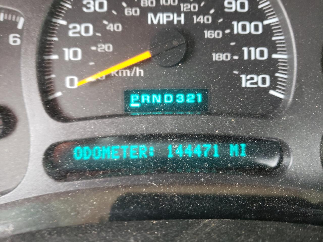Photo 8 from auction – 2003 CHEVROLET SILVERADO with VIN 2GCEC19T931163190
