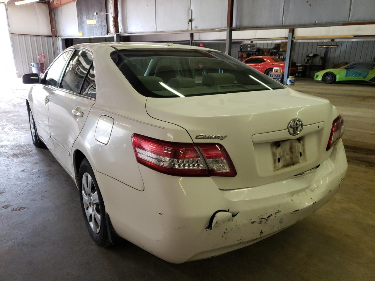 Photo 3 from auction – 2011 TOYOTA CAMRY BASE with VIN 4T1BF3EKXBU684677