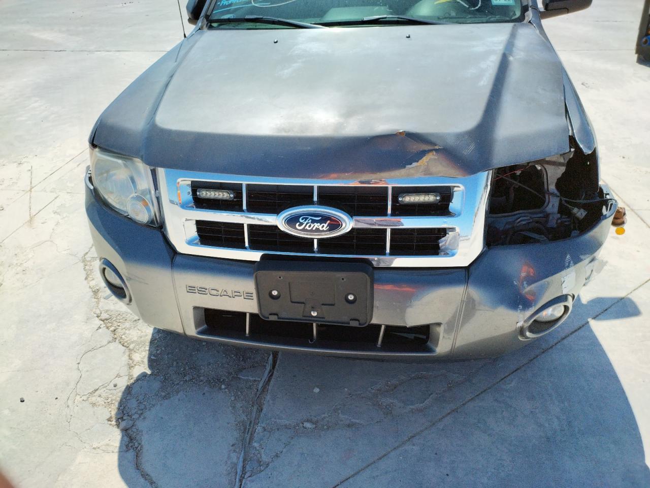 Photo 9 from auction – 2011 FORD ESCAPE XLT with VIN 1FMCU9DG9BKA69561