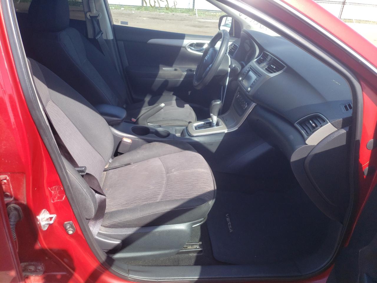 Photo 5 from auction – 2014 NISSAN SENTRA S with VIN 3N1AB7AP2EY235051