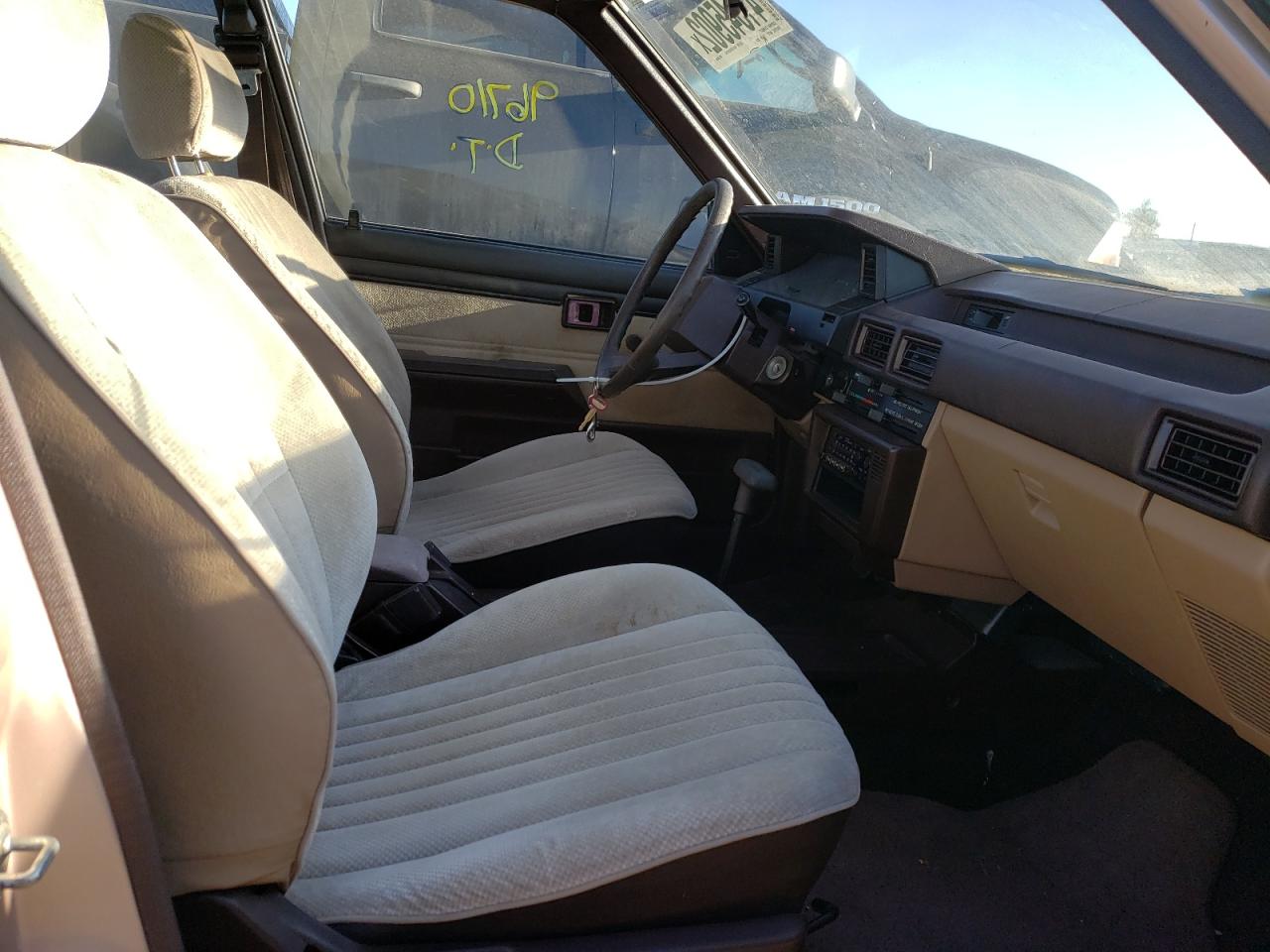 Photo 5 from auction – 1984 TOYOTA COROLLA LE with VIN JT2AE83E9E3084104