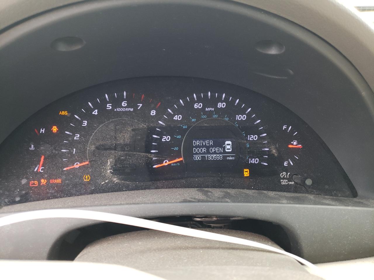 Photo 8 from auction – 2011 TOYOTA CAMRY with VIN 4T1BF3EK4BU194106
