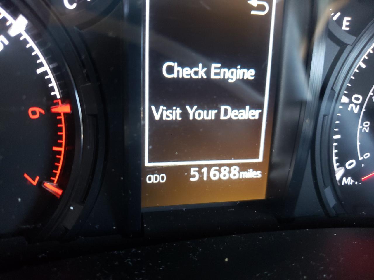 Photo 8 from auction – 2021 TOYOTA 4RUNNER SR with VIN JTEEU5JRXM5231853