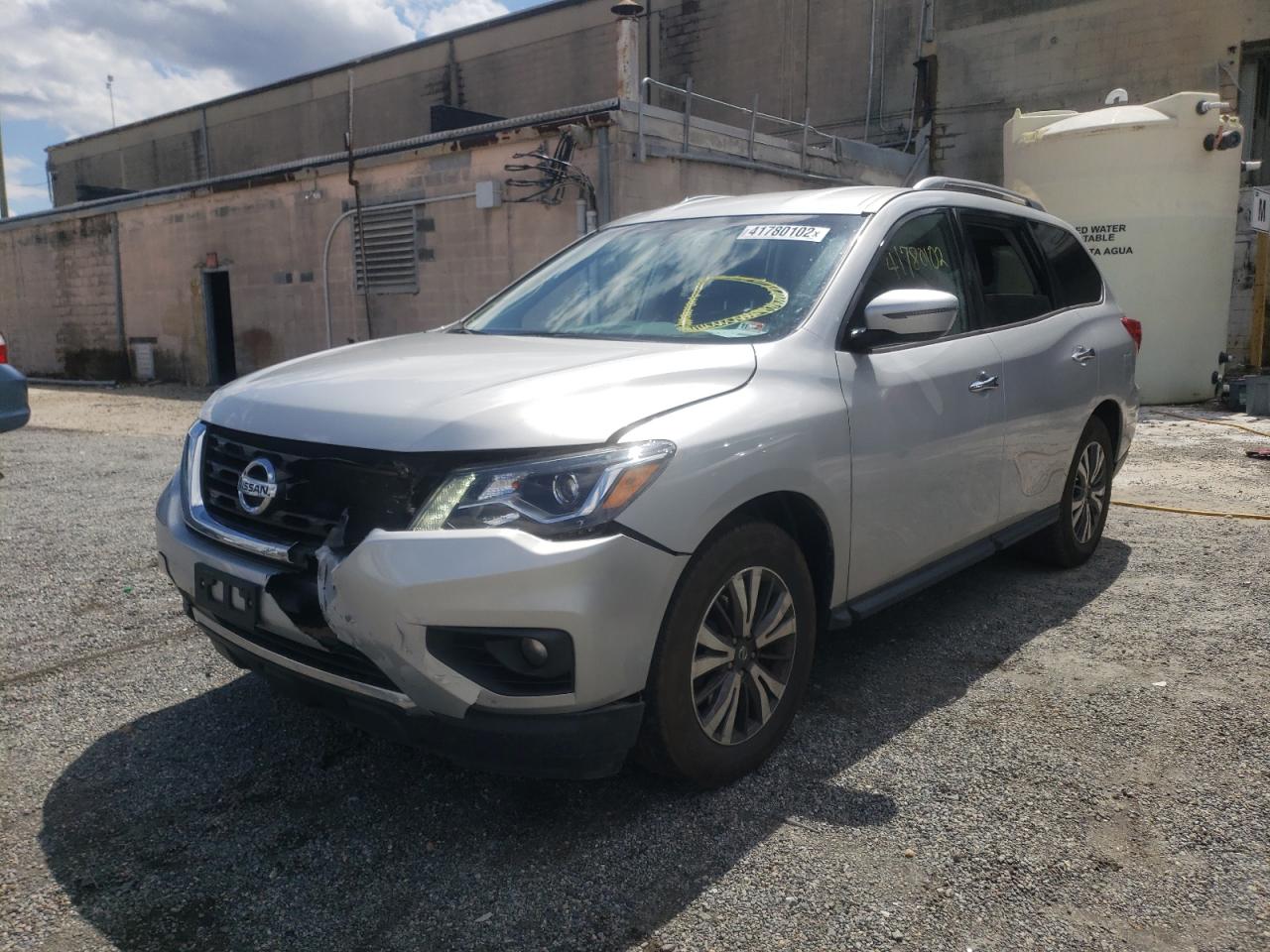 صورة رقم 2 من المزاد - 2017 NISSAN PATHFINDER مع VIN 5N1DR2MN8HC686142