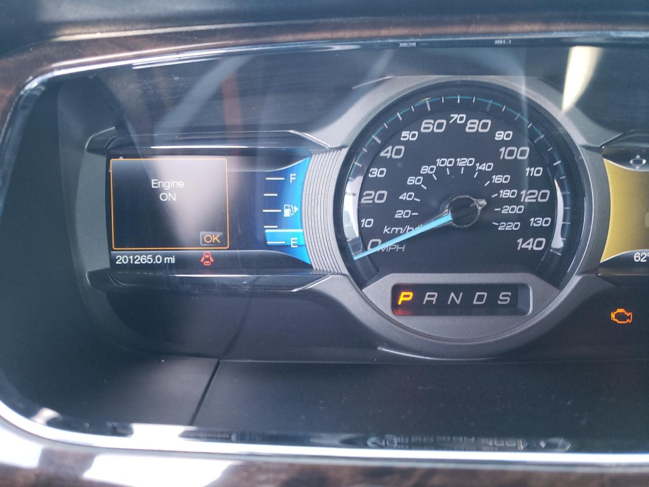 Photo 8 from auction – 2015 FORD TAURUS LIM with VIN 1FAHP2F88FG102949