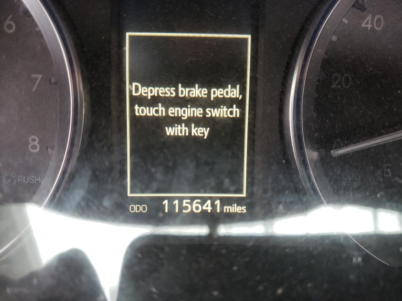 Photo 8 from auction – 2015 TOYOTA HIGHLANDER with VIN 5TDJKRFH8FS192161