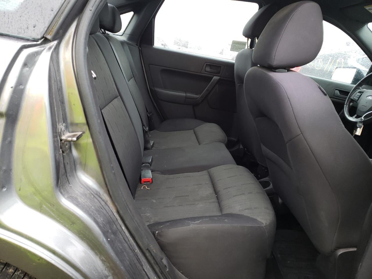 Photo 6 from auction – 2011 FORD FOCUS SE with VIN 1FAHP3FN5BW103195