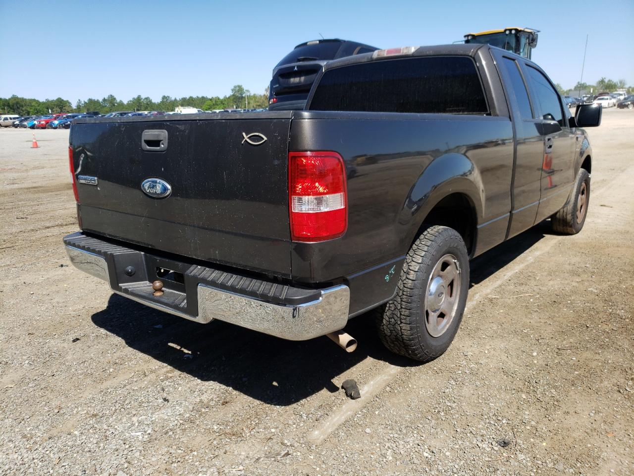 Photo 4 from auction – 2006 FORD F150 with VIN 1FTRX12W36NB77681