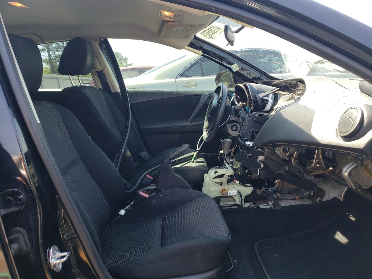 Photo 5 from auction – 2013 MAZDA 3 I with VIN JM1BL1TF2D1797115