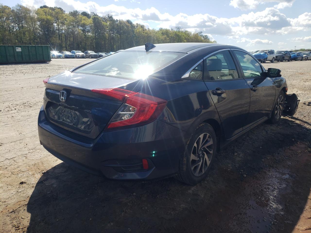 Photo 4 from auction – 2017 HONDA CIVIC EX with VIN 19XFC2F82HE030274
