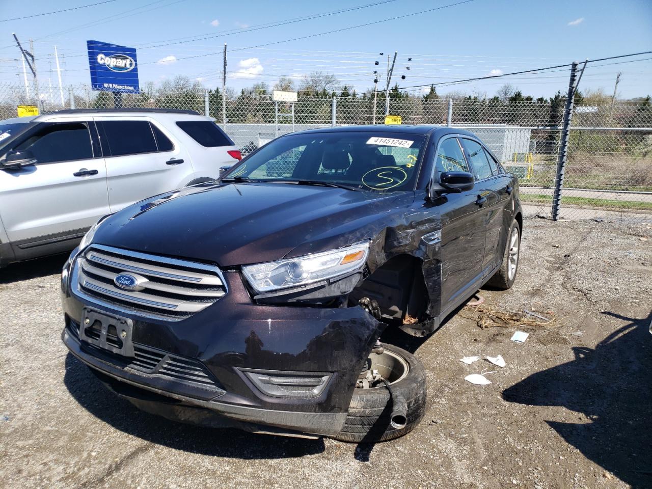 Photo 2 from auction – 2013 FORD TAURUS SEL with VIN 1FAHP2E87DG151865
