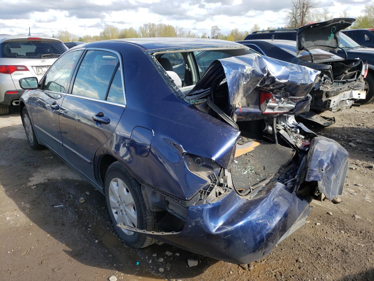 Photo 3 from auction – 2004 HONDA ACCORD LX with VIN JHMCM56374C006932