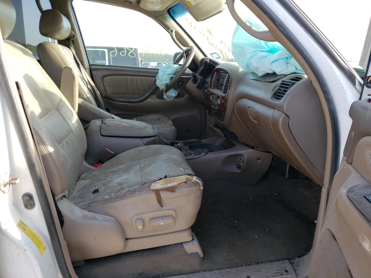 Photo 5 from auction – 2004 TOYOTA SEQUOIA with VIN 5TDZT38A44S237252