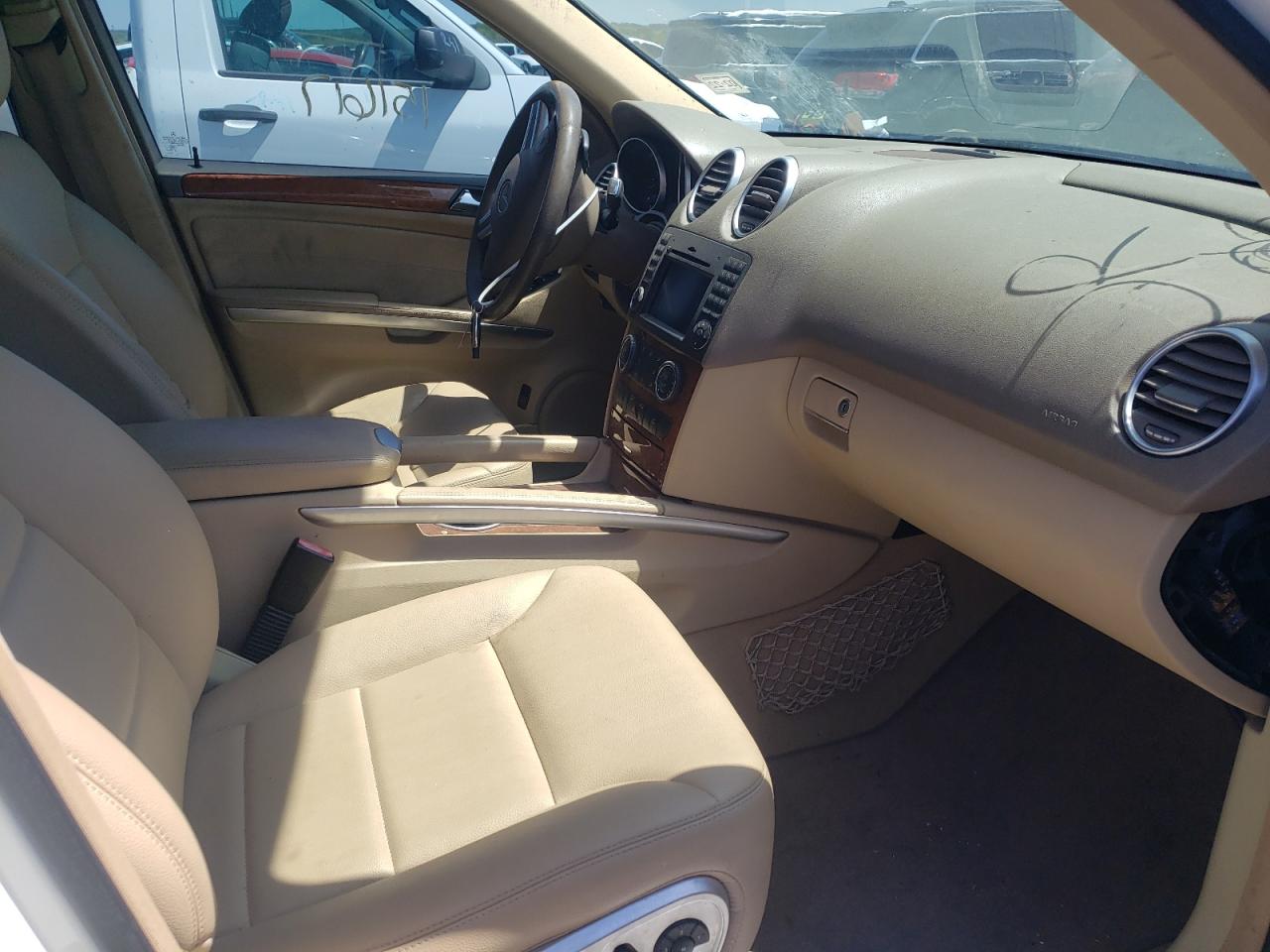 Photo 5 from auction – 2009 MERCEDES-BENZ ML with VIN 4JGBB25E49A500667