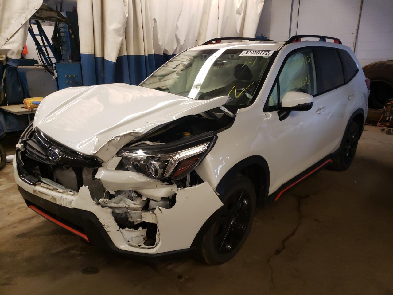 Photo 2 from auction – 2019 SUBARU FORESTER S with VIN JF2SKAKC2KH564402